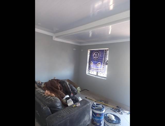2 BEDROOM HOUSE RENTED IN UMLAZI P